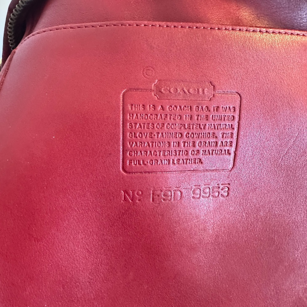COACH Vintage 9953 Red Leather Shoulder Bag EUC - Picture 7 of 10
